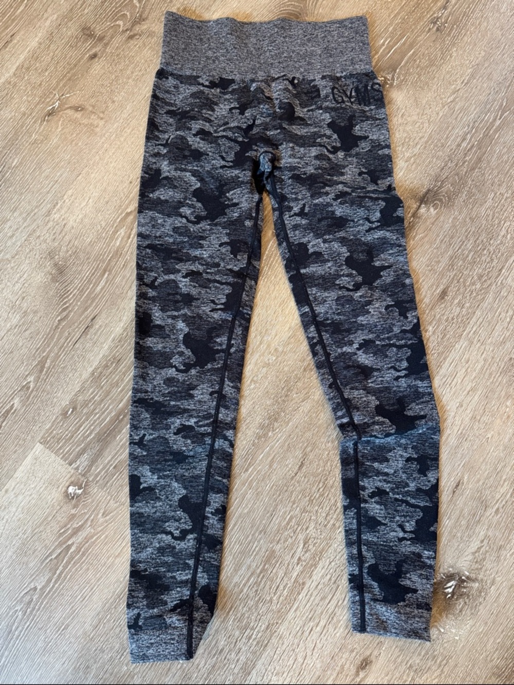 Gymshark Women’s Black and Gray Camo Leggings